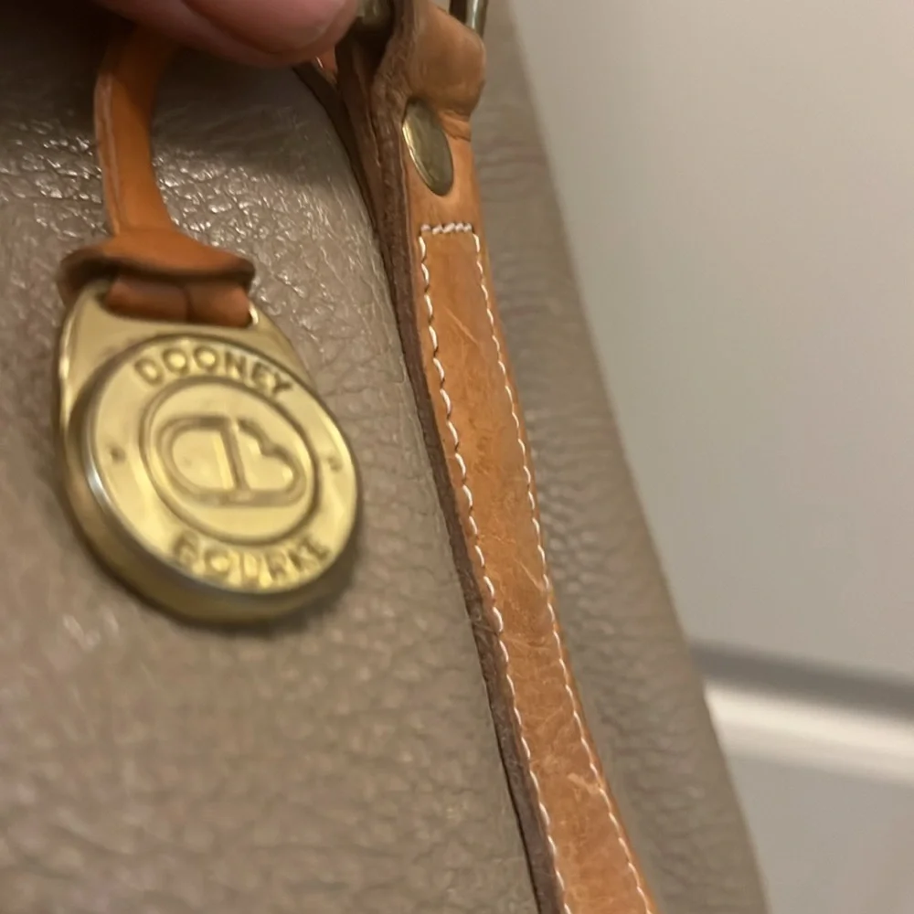 Vintage 1970's Dooney & Bourke Brown Leather AWL Bucket Bag All Weather Leather